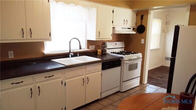 Eat In Kitchen