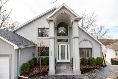 Gorgeous curb appeal