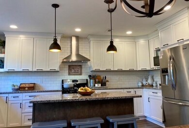 6759EMerwinKitchen2