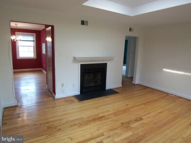 2910 13th Rd S unit 301, Arlington, VA 22204 - photo 2