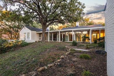 3906 Highland Dr, Denison, TX 75020 - photo 3