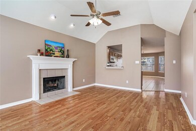 14441 Crater Lake Dr, Covington, LA 70433 - photo 4