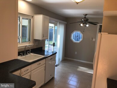 404 Willow Hill Place, Hyattsville, MD 20785 - photo 7