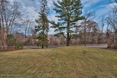 3225 Sullivans Trail, Falls, PA 18615 - photo 3