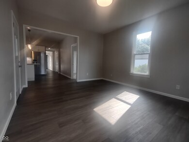 206 N John St, Frankton, IN 46044 - photo 4