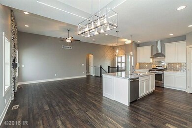 9531 Rushbrook Dr, Johnston, IA 50131 - photo 7