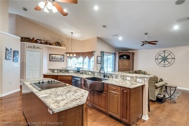 108 Huntley Oaks Ct, Lake Placid, FL 33852 - photo 7