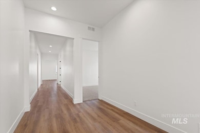 840 N Falling Water Way, Eagle, ID 83616 - photo 5