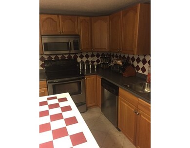 267 Chicopee St unit 1, Chicopee, MA 01013 - photo 6