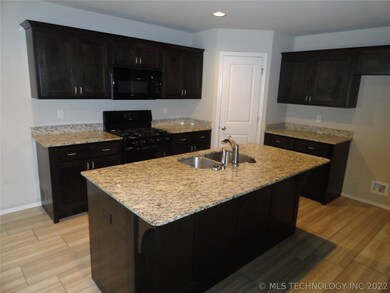 3433 E Quebec St, Broken Arrow, OK 74014 - photo 7