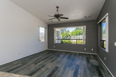 004_Formal Living Room