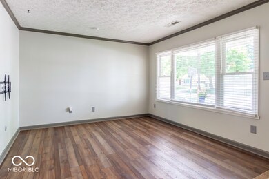 615 Hanover Dr, Whiteland, IN 46184 - photo 5