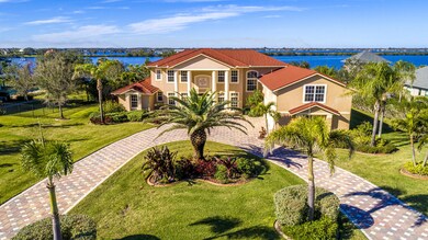 4790 Honeyridge Ln, Merritt Island, FL 32952 - photo 2