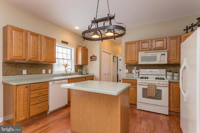 5409 Williams Flank Ct, Locust Grove, VA 22508 - photo 2