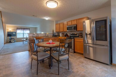 Kitchen/Eat