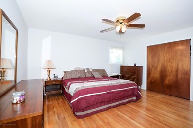 11 Tanglewood Rd, Middletown, NJ 07748 - photo 7