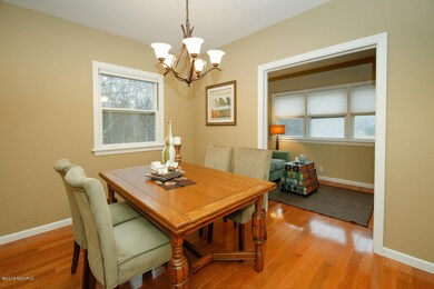 9841 PQ Ave-107