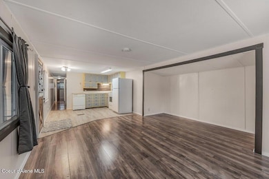 1813 E Bark Loop, Post Falls, ID 83854 - photo 4