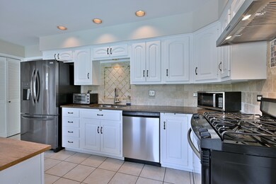 143 E Jackson St, Elmhurst, IL 60126 - photo 5