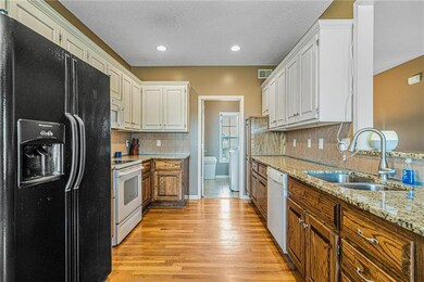 20060 S Crestone St, Spring Hill, KS 66083 - photo 5