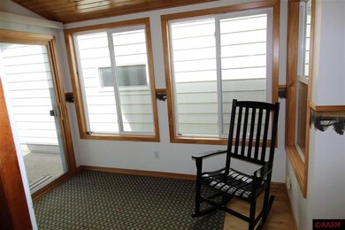 1126 N Payne St, New Ulm, MN 56073 - photo 5