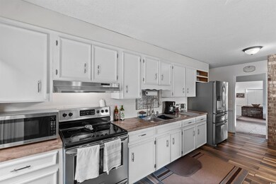 100 Carnation Dr, Andrews, SC 29510 - photo 7