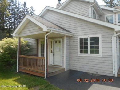 2231 Meadowsage Ct, East Stroudsburg, PA 18301 - photo 2