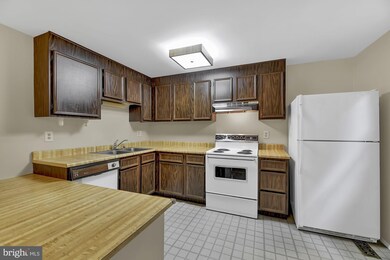 43 Bon Oak Ct, Reisterstown, MD 21136 - photo 7