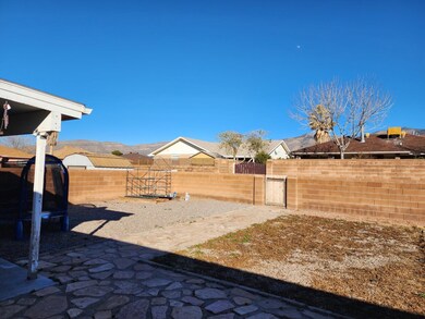 864 San Miguel, Alamogordo, NM 88310 - photo 3