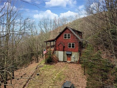 Drone photo of the home as you enter from the driveway