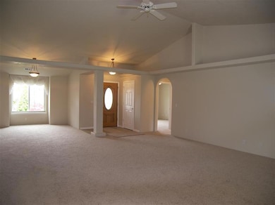 2719 SW Garden Meadow Dr, Grants Pass, OR 97527 - photo 5