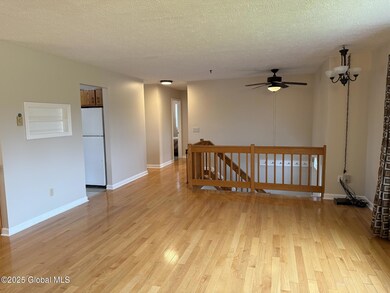 up stair spacious living room