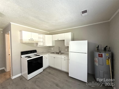 609 W Davidson Ave unit C, Gastonia, NC 28052 - photo 3