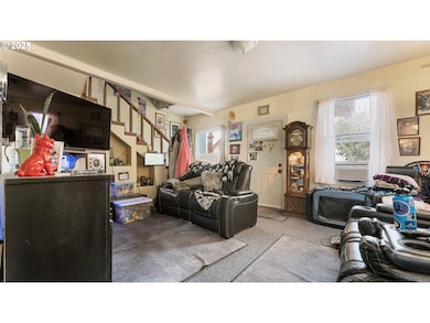 625 S 9th St, Coos Bay, OR 97420 - photo 4