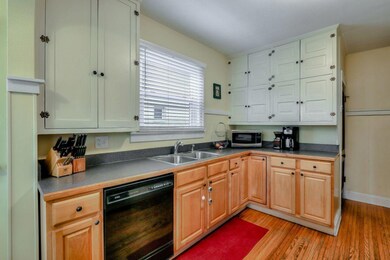lots of cabinet space