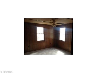 16595 Staunton Ave, East Liverpool, OH 43920 - photo 7