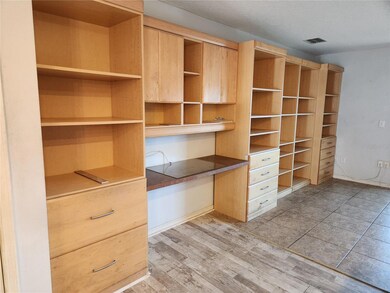 2541 Harn Blvd unit 4, Clearwater, FL 33764 - photo 4