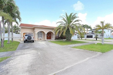 17870 SW 155th Ct, Miami, FL 33187 - photo 5