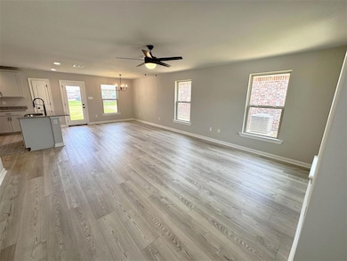 132 Chandler Ln, Sulphur, LA 70665 - photo 2