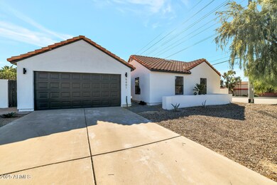 5601 E Paradise Ln, Scottsdale, AZ 85254 - photo 7