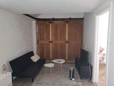 819 11th St N unit E, Saint Petersburg, FL 33705 - photo 3