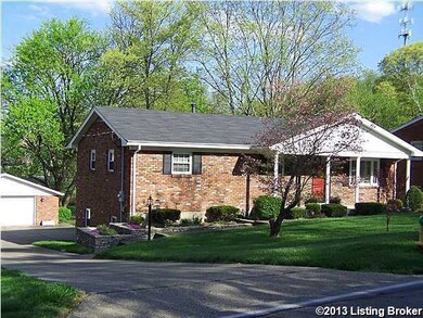 8510 Hudson Ln, Louisville, KY 40291 - photo 2