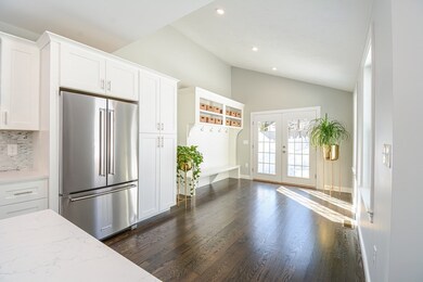 14-16 Purchase St unit 1, Newburyport, MA 01950 - photo 4