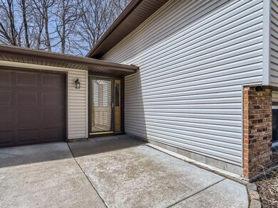 12149 Robin Rd, Maple Grove, MN 55369 - photo 4