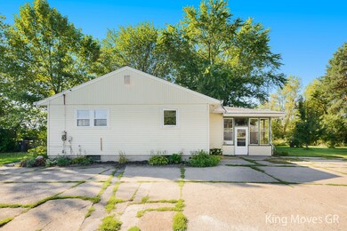 10537ByronCenerAveSW-29