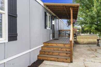 2-web-or-mls-2048-w-windermere-ave