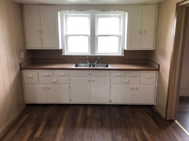 17100 Pratt Rd, Parsons, KS 67357 - photo 6