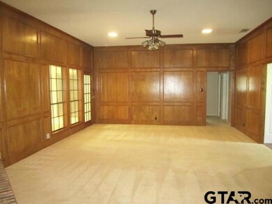 3824 3824 Post Oak Rd, Tyler, TX 75701 - photo 3