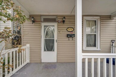 635 Vine St, Freeland, PA 18224 - photo 4