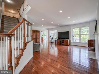 908 Dennisford Ct, Cockeysville, MD 21030 - photo 7